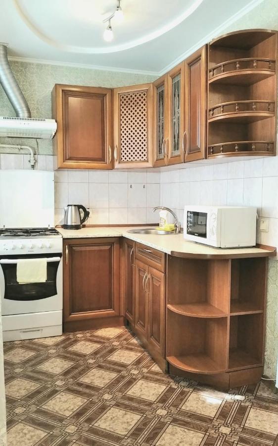 Квартира с большой верандой на Белецкого возле ISIDA, Шалимова, cozy flat on Beletskogo Street Київ Екстер'єр фото